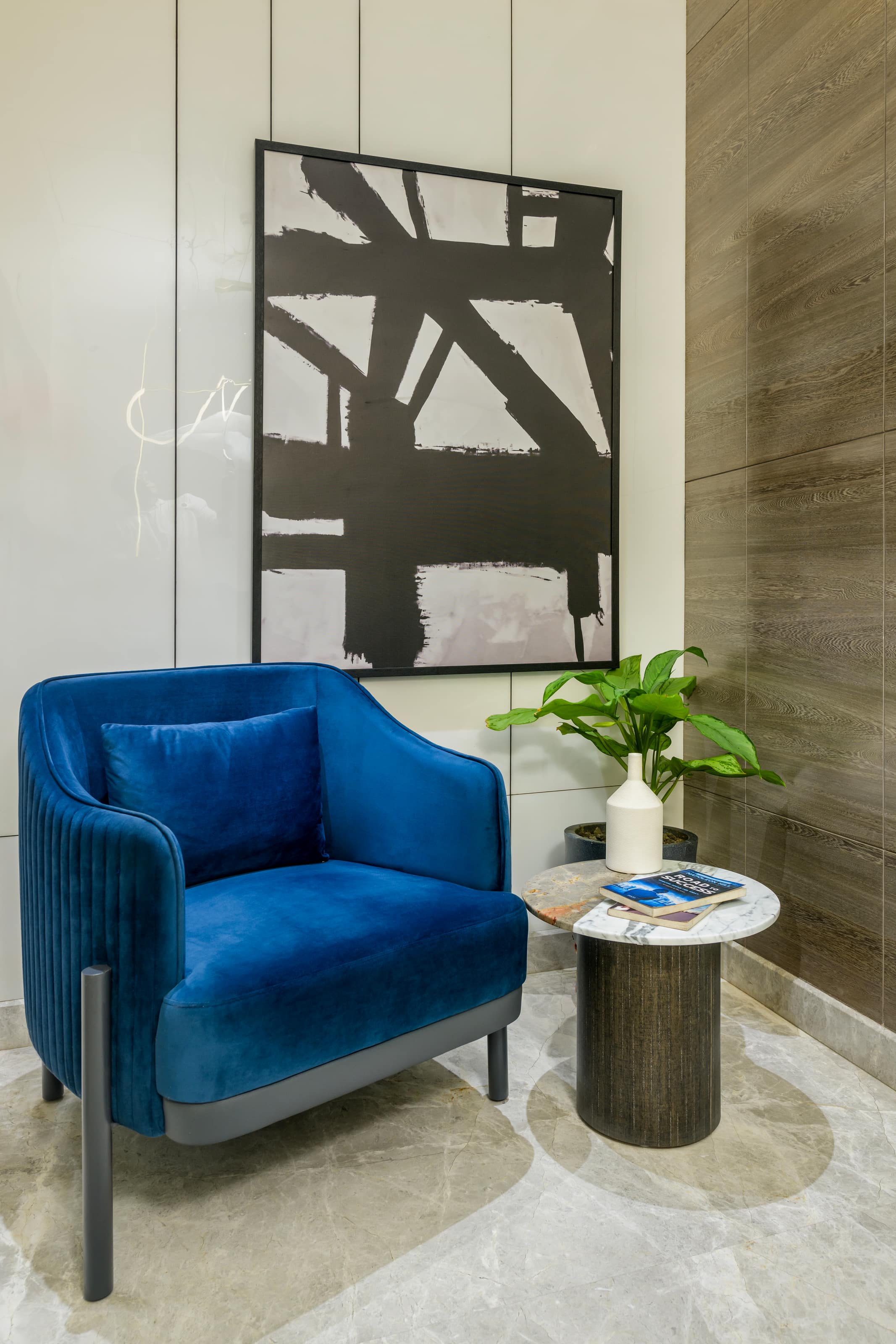 Biswas Tradecco - interior view 2