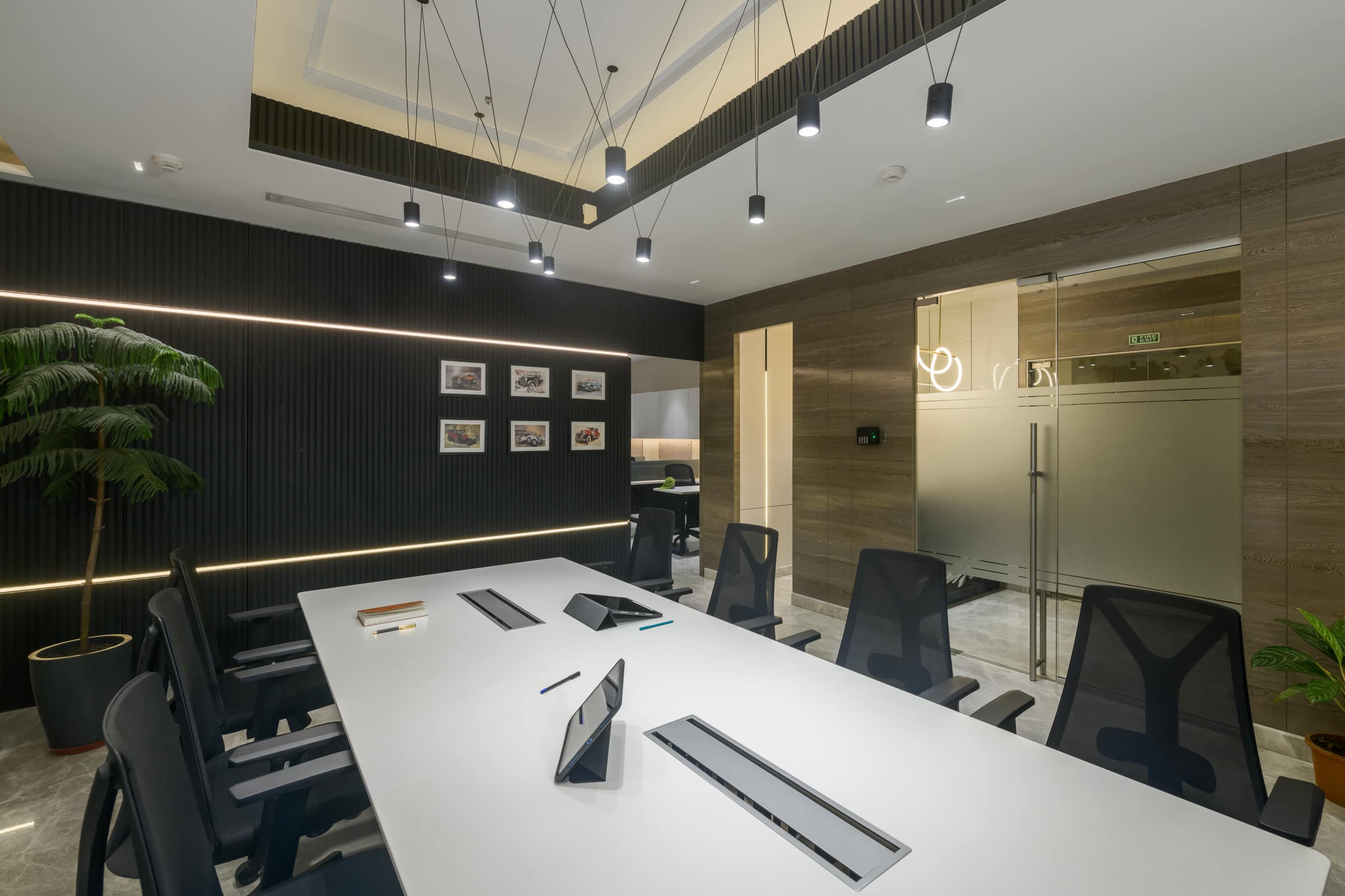 Biswas Tradecco - interior view 3